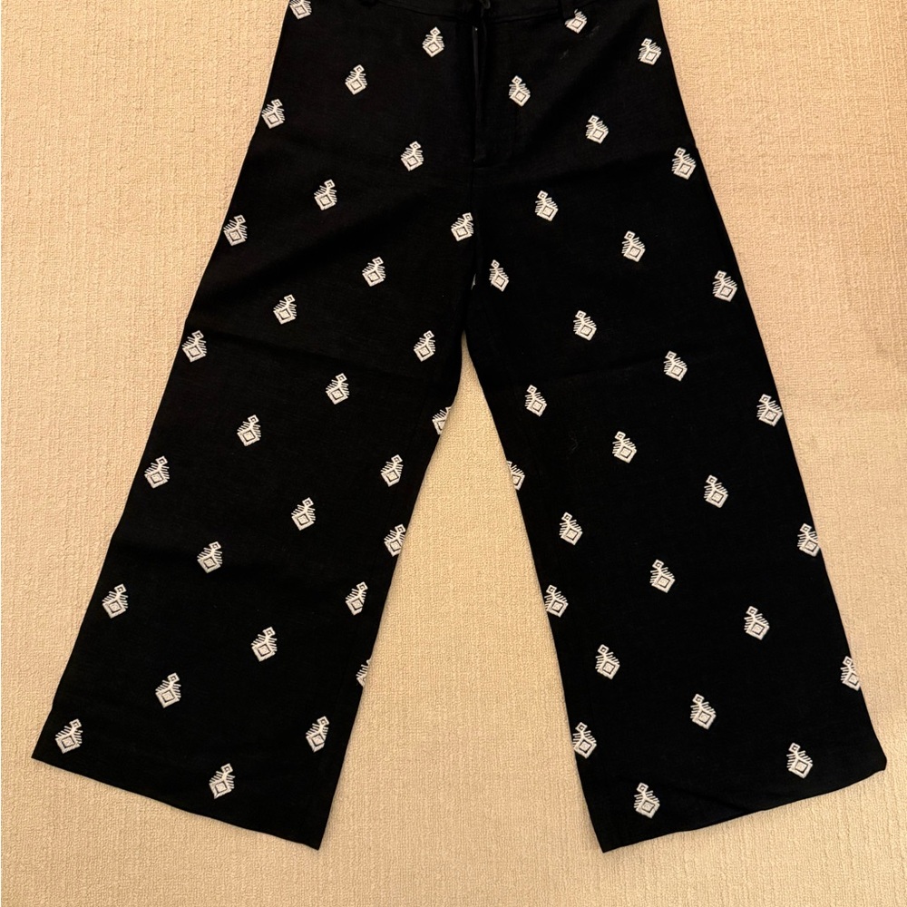 Black embroidered Wide-Leg Pants